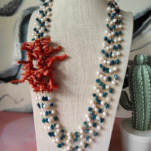 Collana Multifilo con Corallo