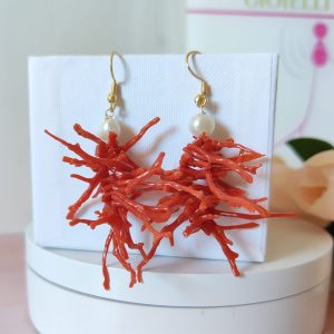 Orecchini Corallo Rosso: Perla e Rami Naturali