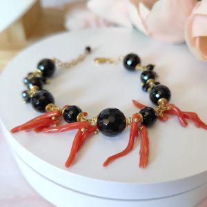 Bracciale Elegante Onice e Corallo