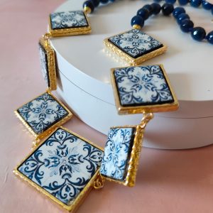 Collana Maiolica Blu Elegante In Agata E Ottone