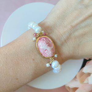 Bracciale Cammeo Caltagirone E Perle, Eleganza Delicata