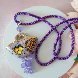 Collana Con Coffa Siciliana Lilla Dipinta a Mano