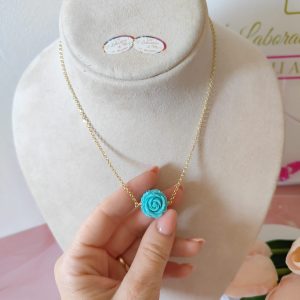 Collana Rosa In Pasta Turchese