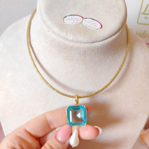 Girocollo Cristallo Azzurro Con Perla Barocca