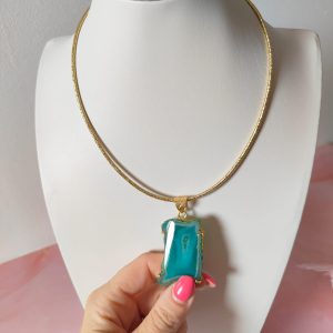 Collana Con Drusa Verde E Laccio Dorato Calamitato