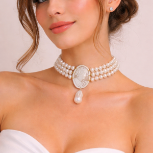 Choker Di Perle Con Cammeo E Perla Barocca