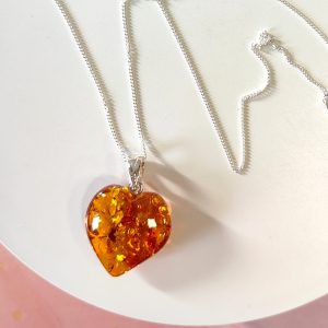 Cuore In Ambra Baltica- Riflessi Naturali