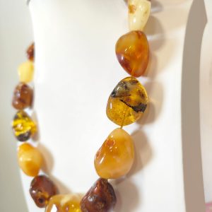 Collana Ambra Selezione Pregiata – Design Naturale di Lusso