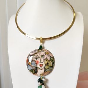 Collana Ceramica Dipinta con Perle e Agata Verde – Pezzo Unico