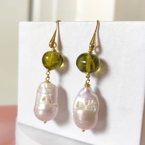 Orecchini Ambra Verde Perla – Eleganza Naturale Artigianale