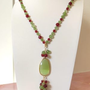 Collana Peridoto E Agata Borgogna – Eleganza Artigianale