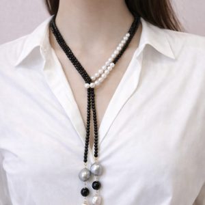 Collana Lunga Onice E Perle – Eleganza Senza Chiusura