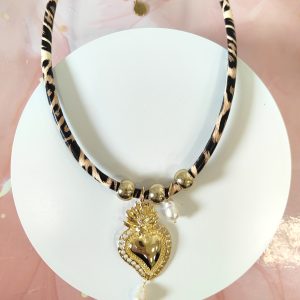 Girocollo Animalier Cuore E Perla In Similpelle E Ottone Dorato