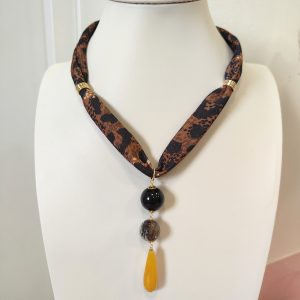 Collana Animalier Onice Giada – Fascino Intenso E Toni Solari