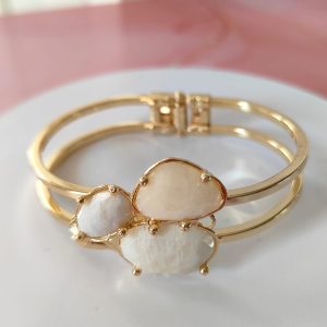 Bracciale Rigido Pietra Di Luna – Delicatezza E Carattere