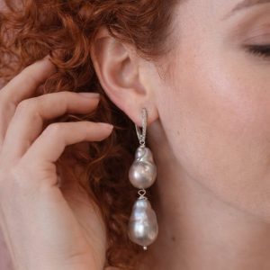 Orecchini Perle Barocche Grigie Lunghi In Argento 925 Con Zirconi