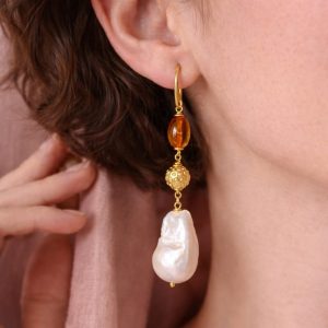 Orecchini Ambra E Perle Barocche Con Argento Dorato