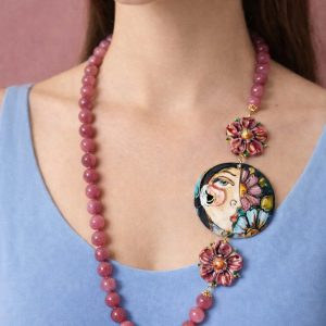 Collana In Giada Con Volto E Fiori – Pezzo Unico Artigianale