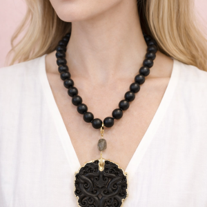 Collana Onice Satinato Con Mandala – Con Ciondolo Removibile