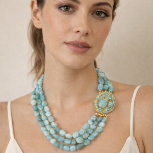 Collana Amazzonite Multifilo Con Chiusura Laterale In Ottone