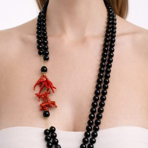 Collana Onice Nero E Corallo – Eleganza Mediterranea