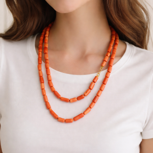 Collana Lunga Corallo Bamboo – Eleganza Naturale