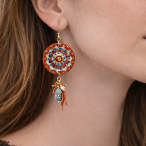 Orecchini Ruota Carretto In Ceramica Dipinta Con Corallo e Perle