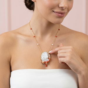 Cammeo Con Corallo E Perle Collana Elegante Artigianale