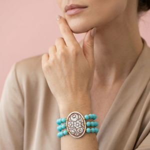 Bracciale Turchese Cammeo Floreale - Eleganza Incisa