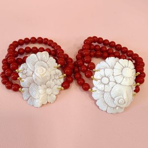 Bracciale Cammeo Floreale Corallo – Eleganza Mediterranea