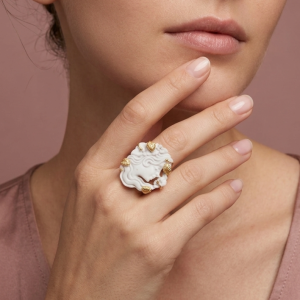 Anello Cammeo Sardonico Eleganza Unica