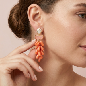 Orecchini Perla E Corallo Bambù – Eleganza Mediterranea