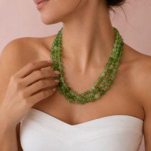 Collana Multifilo in Peridoto – Eleganza A Tre Fili