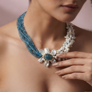 Collana Scenografica in Perle e Agata con Apatite e Scaramazze