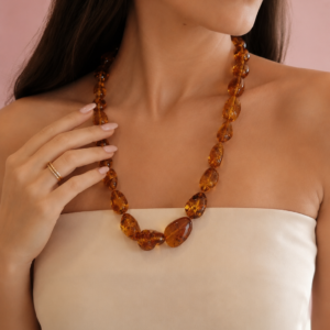 Collana In Ambra Baltica Cognac – Eleganza Naturale