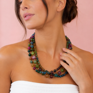 Collana Multifilo Giada Multicolor – Eleganza Vivace e Raffinata