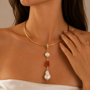 Ciondolo Perle e Corallo Naturale su Collana Rigida