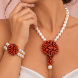 Coordinato Perle e Corallo Naturale - Eleganza Senza Tempo