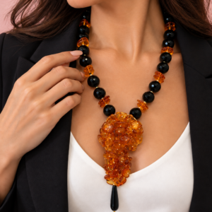 Collana Onice con Ambra Miele e Maxi Ciondolo Artigianale