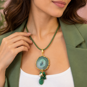Collana Verde con Drusa e Perle – Riflessi Naturali
