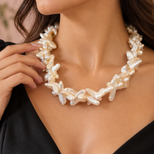 Collana di Perle a Croce Naturali – Eleganza Scultorea