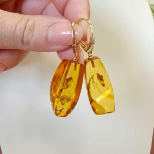 Orecchini Ambra Miele Pendenti – Riflessi Dorati